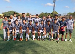 Colegio Andrés Bello inicia con resultado favorable campeonato de fútbol “Alzando Vuelo”