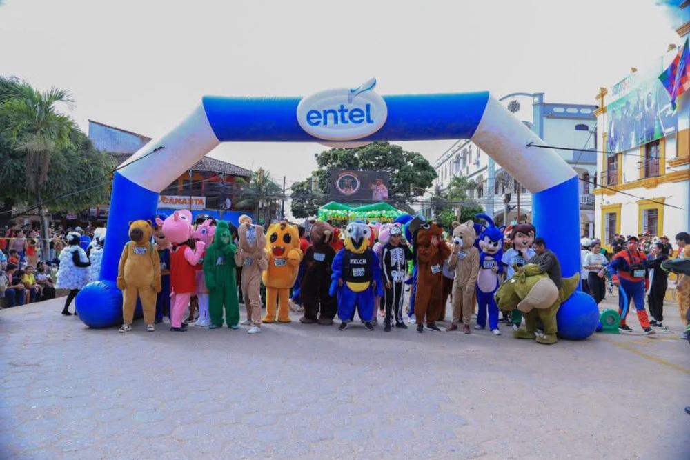 Gran Carrera de Botargas promueve un Bicentenario sin violencia