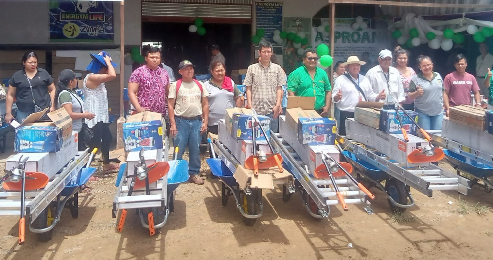 Programa Empoderar  entrega equipos e  insumos a productores  en Rurrenabaque