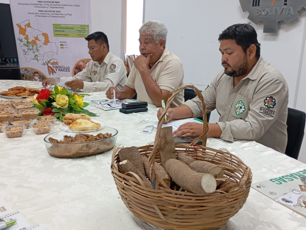 SENASAG fortalece capacidades sobre manejo de plagas en el cultivo de yuca