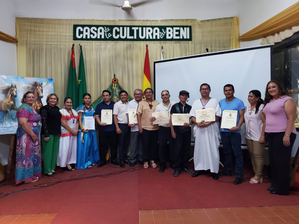 "Beni, Leyenda y Tradición" emociona al público en la Casa de la Cultura del Beni