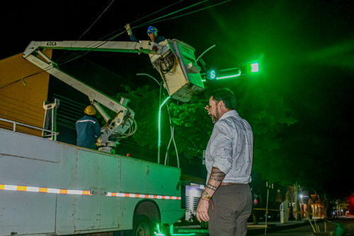 Avenida 6 de agosto, turnos nocturnos garantiza avance de la obra más importante del año