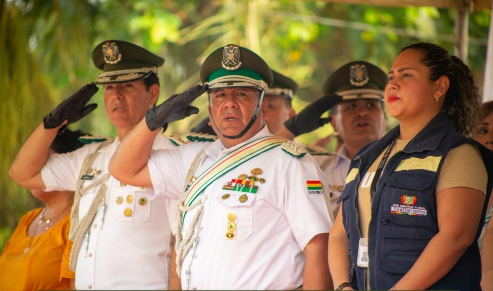 Nuevo Comandante Departamental de Policía asume funciones en medio de un acto solemne