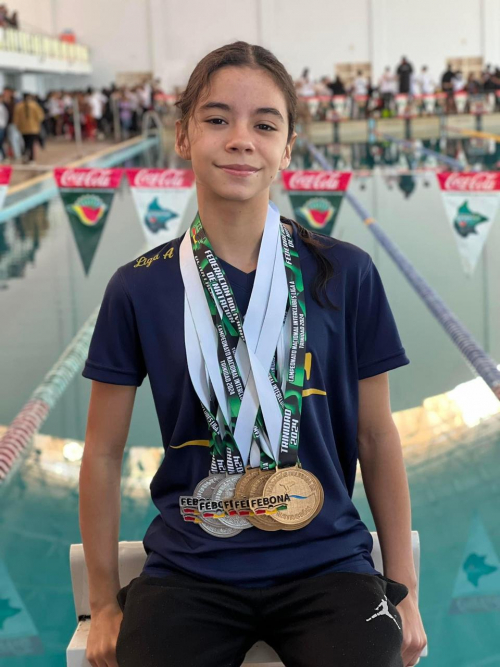 Ana Lucía Obando Álvarez: La joven promesa de la natación con la mira en Colombia