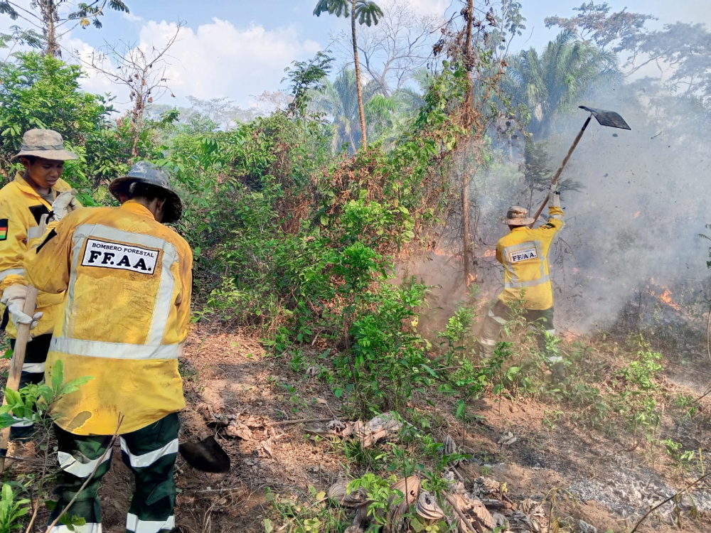 Inyectan más de Bs  70 millones para el  combate contra  los incendios