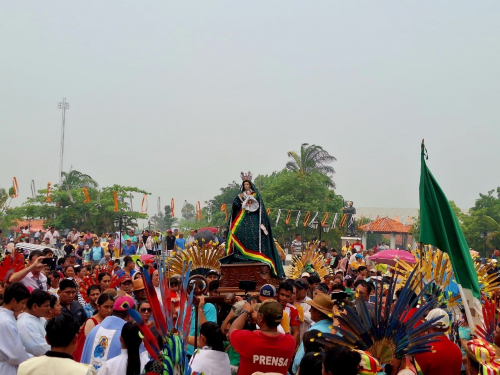 MILES DE FIELES CELEBRARON LOS 65 AÑOS DEL  MILAGRO DE LAS LÁGRIMAS DE LA VIRGEN DE LORETO