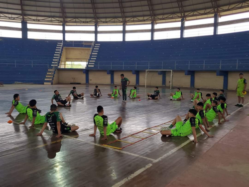 Bolivia se prepara para torneo internacional de futsal FIFA en Perú con microciclo en el Beni