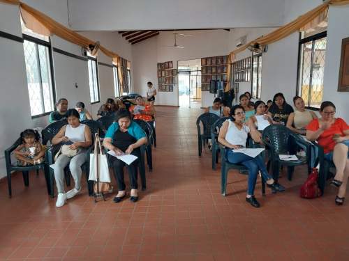 Capacitación; COOMUJER capacita líderes para defender derechos de mujeres y generar frente con agenda política femenina