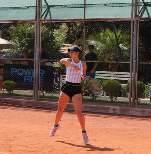 La beniana Dayanara Velasco Adad, lista para dejar su huella en el ITF en La Paz