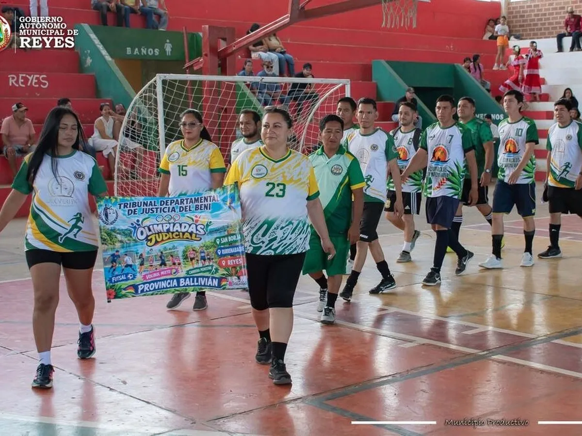 REYES INAUGURA LAS III OLIMPIADAS JUDICIALES INTERPROVINCIALES