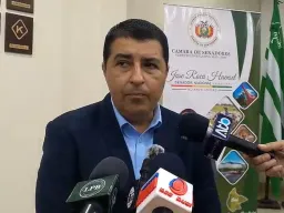 SENADOR JOSÉ ROCA EXIGE FECHA PARA EL PUENTE SOBRE EL RÍO MAMORÉ