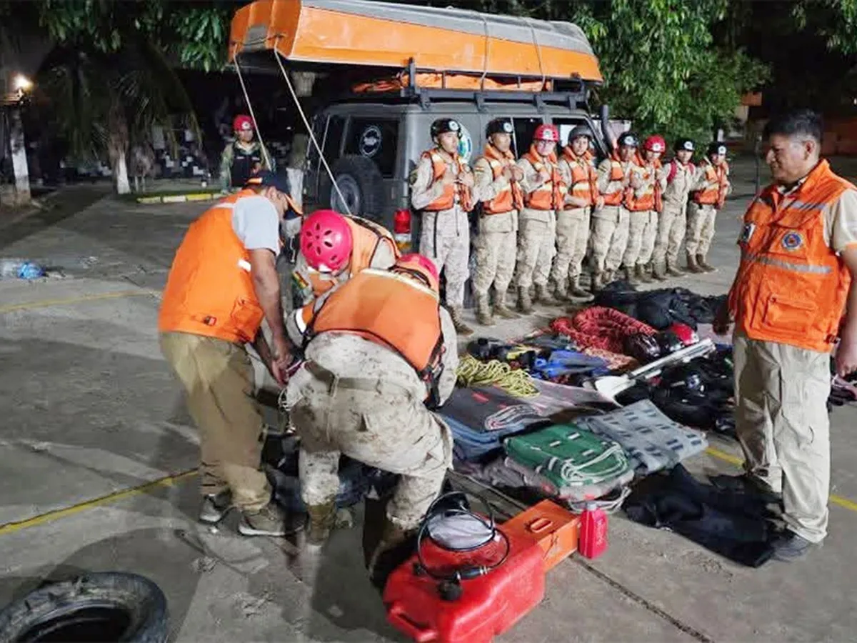 SAR-FAB DESPLIEGA 13 VOLUNTARIOS PARA BUSCAR A DESAPARECIDO