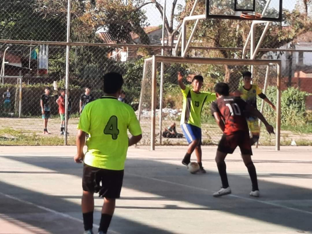 Futsal intercolegial llega a su fase decisiva con las semifinales