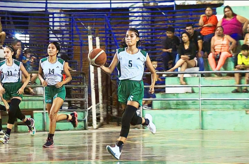 Melany Ibáñez Ribera, una trinitaria que deslumbra en el baloncesto