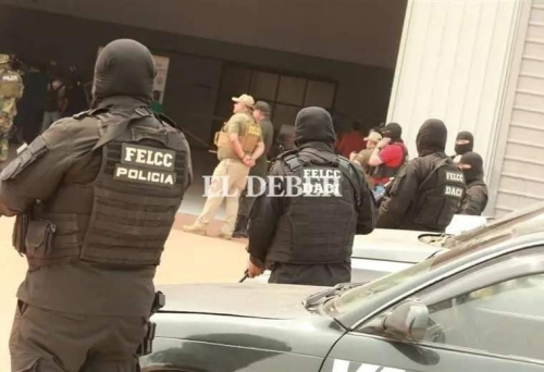 Policía ejecuta allanamientos  en Beni en busca del piloto  paraguayo que ordenó  asesinar a 'El Colla'