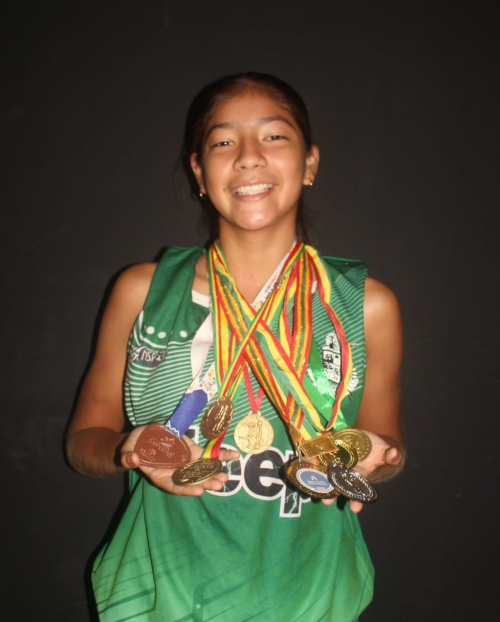 Julia Michelin Saucedo, mejor jugadora y campeona, fija su mirada en los Juegos Escolares en Colombia