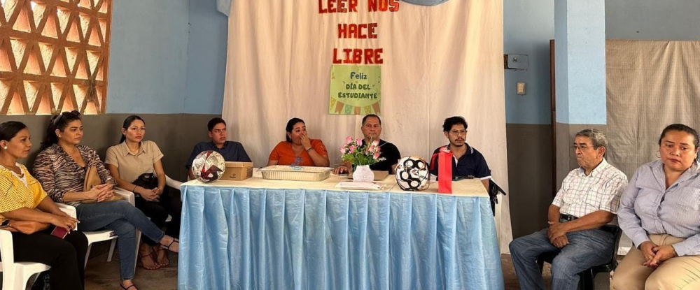 Jóvenes en reinserción social  encuentran su libertad en los libros