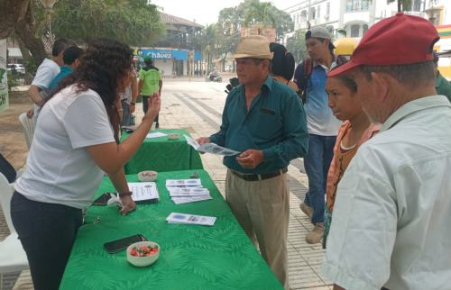 3ra. Feria Nacional de Salud en Trinidad conmemorando el Día Mundial de la Fisioterapia y kinesiología